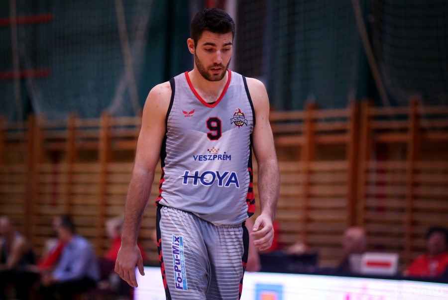 Ha győzelemmel nem is, szép pillanatokkal olykor kiszolgálták közönségüket Kovács Ádámék (archív fotó)