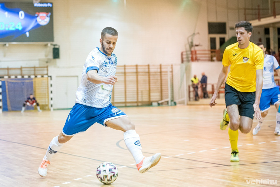 Milosavljevics Lazar is közel járt a gólszerzéshez első veszprémi meccsén