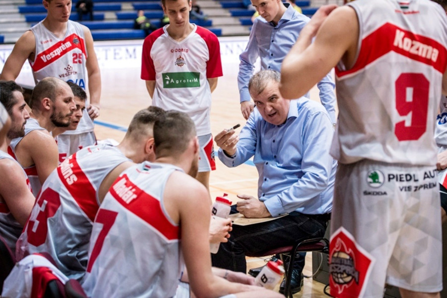 Nikola Lazics kétségkívül jó munkát végez - fotó: veszpremkosar.hu