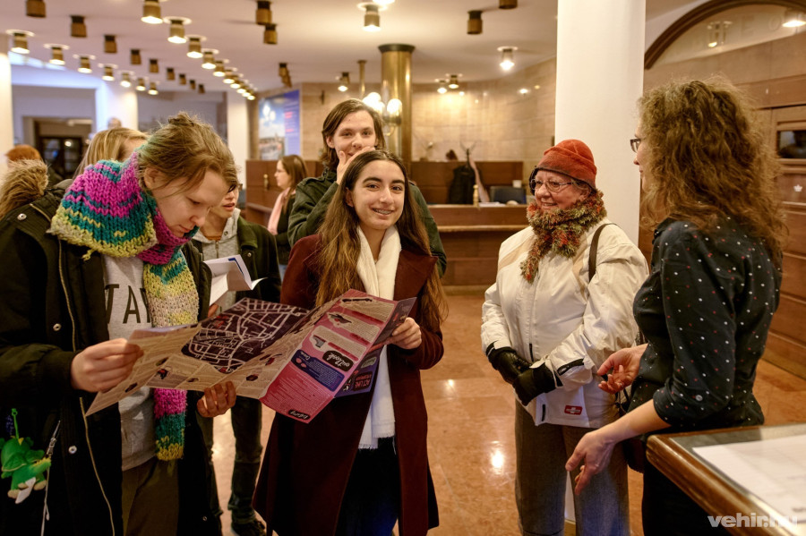 A zárókonferencia után a fiatalok helyismereti kiránduláson vettek részt városunkban