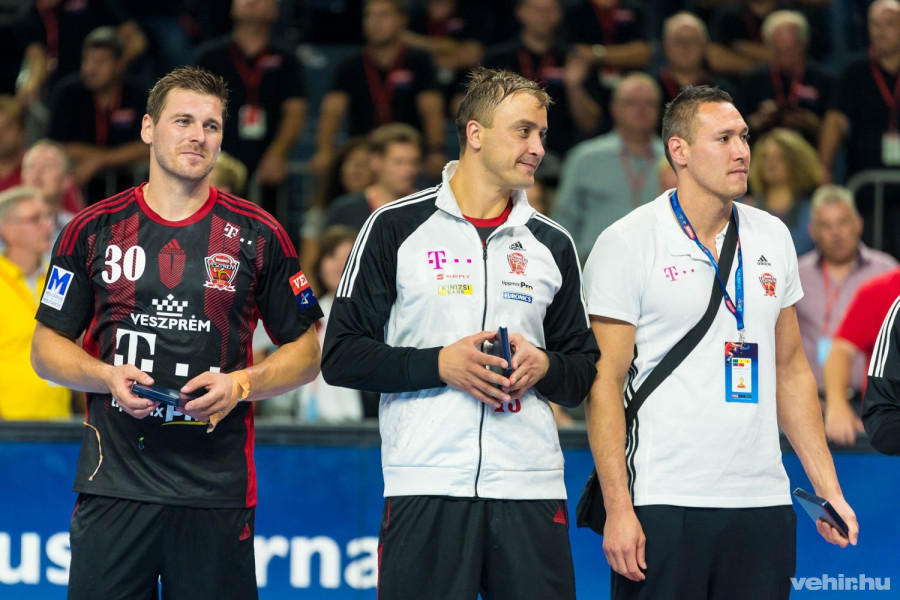 Mosolygós arcok a Barcelona elleni győztes BL-bronzmeccs után - Köln (Lanxess Arena), 2017.06.04.