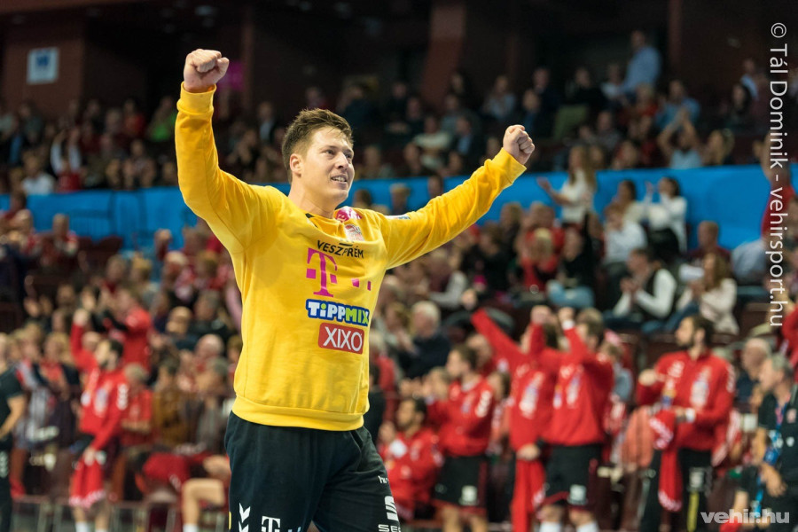 Mikler Roland öröme a dán Aalborg ellen - Veszprém Aréna, 2017.11.04.