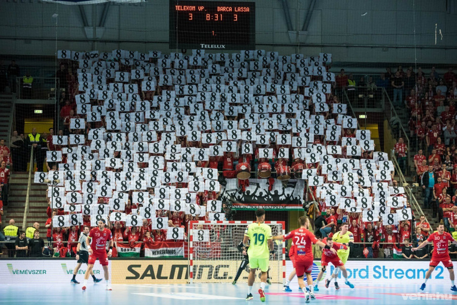 Marian Cozmára emlékezik az O-szektor a Barcelona elleni BL-csoportrangadón - Veszprém Aréna, 2019.02.09.