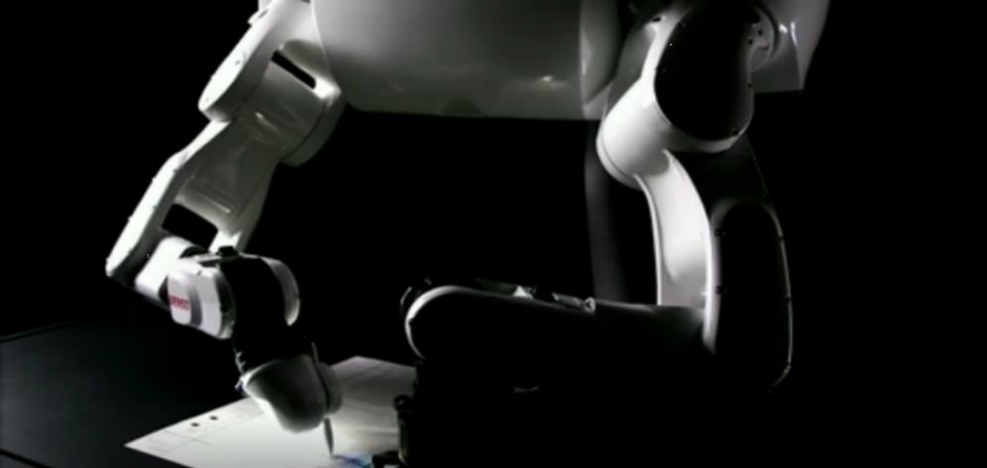 A képen Todai robot egy 600 szavas esszét ír