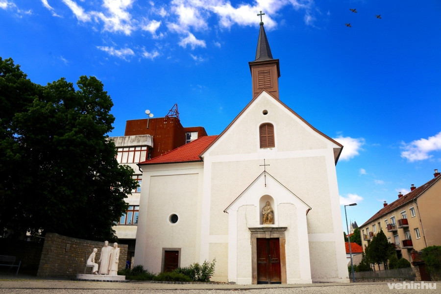 A Szent Anna kápolna, ahova 1803-ban betört a Séd vize