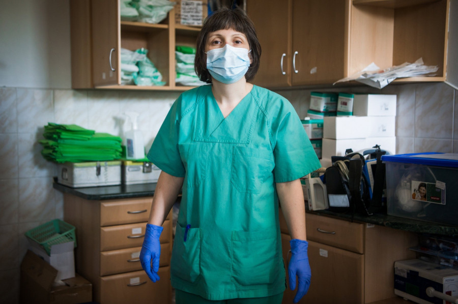 Lenhart Enikő ápoló, Szent László Kórház