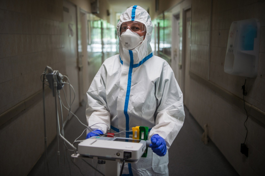 Tóth Éva ápoló , Országos Korányi Pulmonológiai Intézet