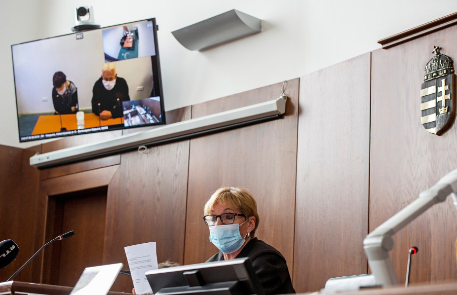 Zólyomi Csilla bíró ítéletet hirdet (fotó: MTI)