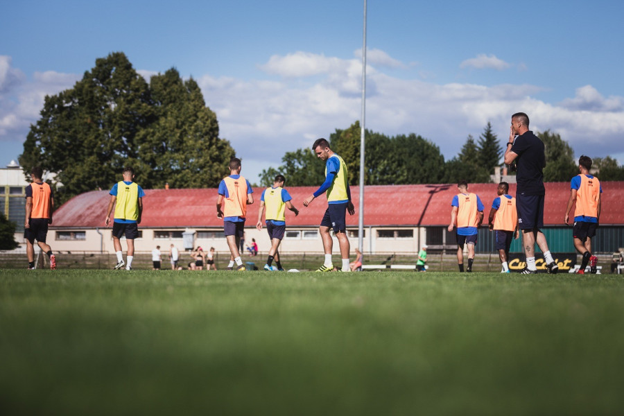 A Városi Stadion gyepszőnyege évek óta nem volt ilyen jó állapotban. Vajon a mérkőzés után is elmondható lesz róla?