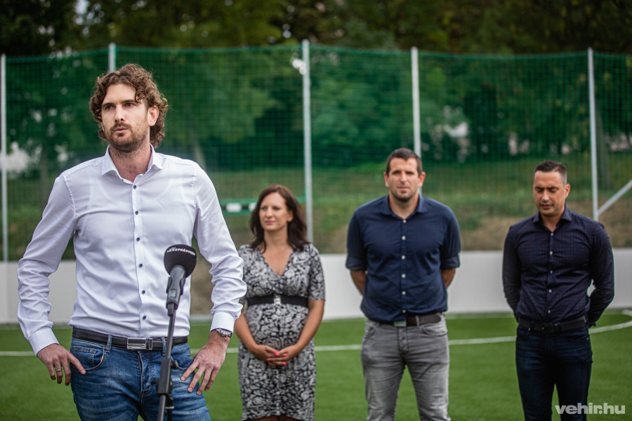 Pap Máté, a Veszprémi Szakképzési Centrum kancellárja elkötelezett a sportfejlesztések irányába is