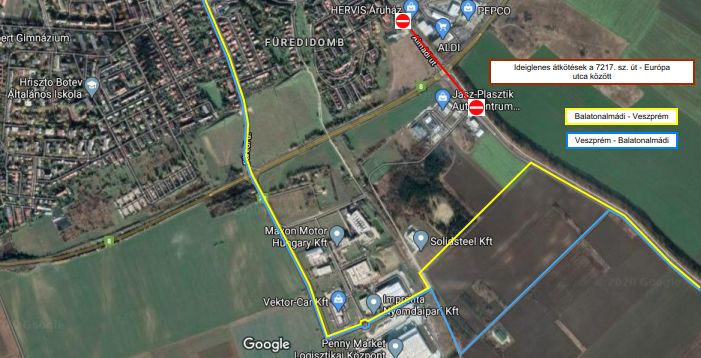 Almádi irányából Veszprém az északi (sárga), Veszprém irányából Almádi a déli (kék) terelőúton közelíthető meg.