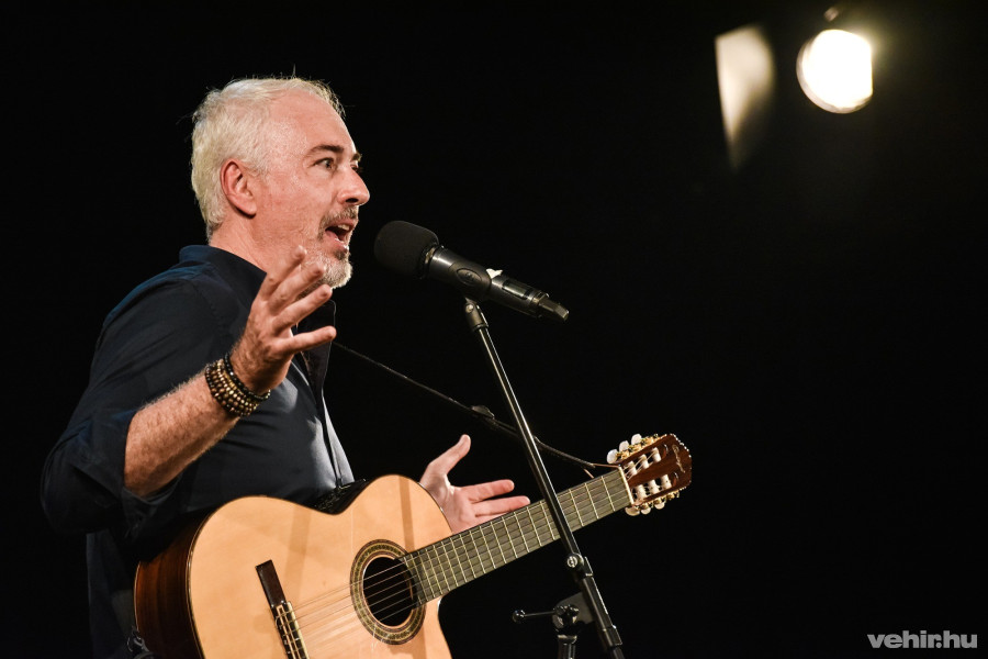 Vajda István / hydelight