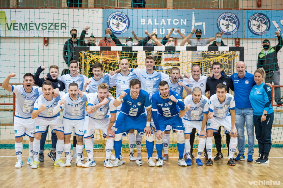 A csapat és a tábor - együtt erősebbek