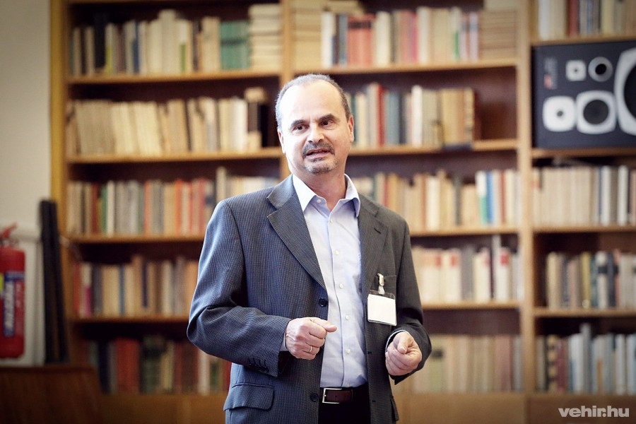 Szövényi-Lux Márton