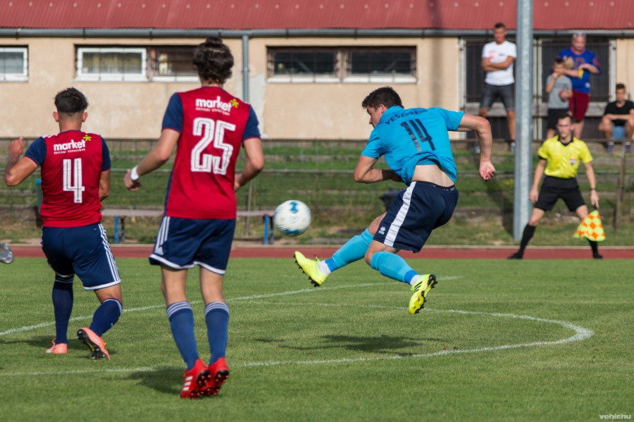 A bakonyiaknak nincs okuk szomorkodni (archív fénykép)