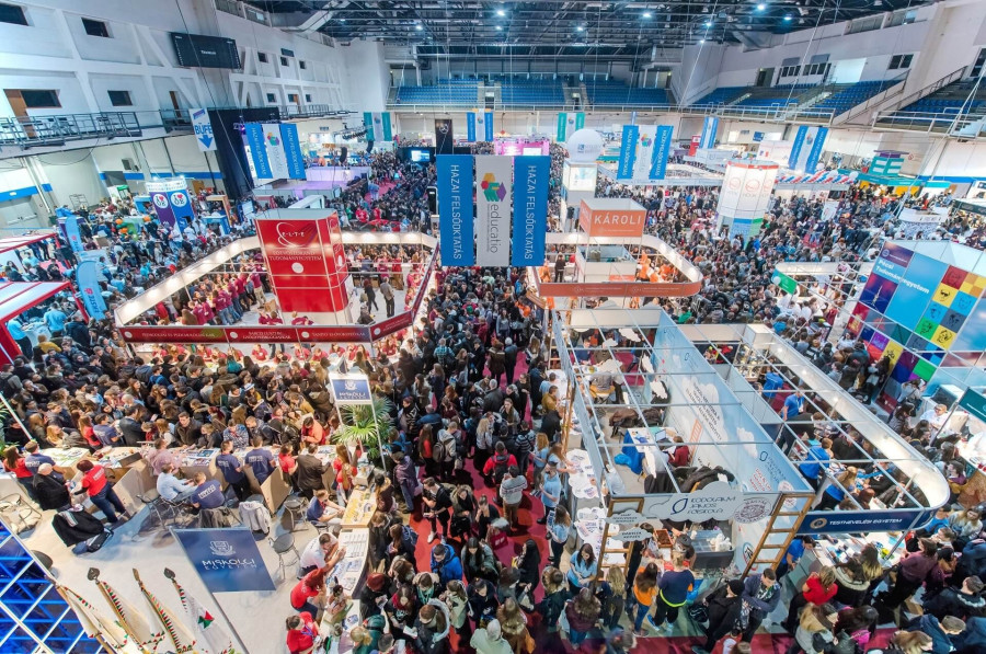 Pillanatkép a járvány előtti Educatio kiállításról (fotó: educatioexpo.hu)
