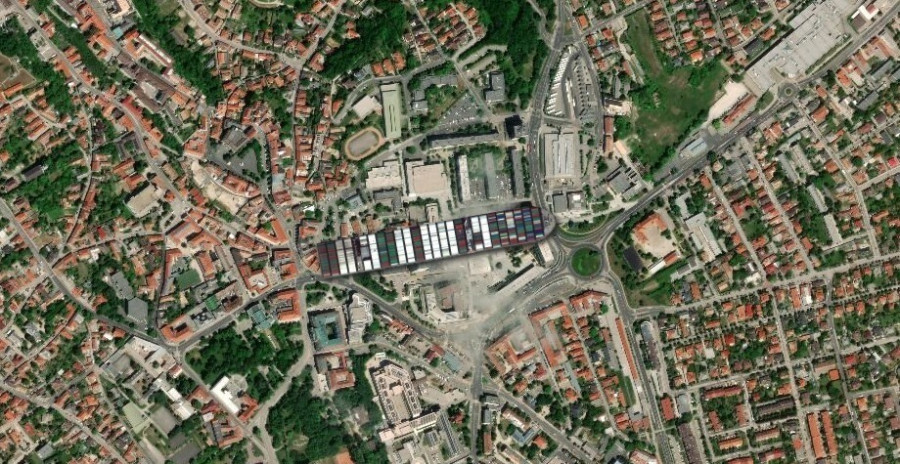 Előbb sétálnánk végig a Kossuth utcán, mint az Ever Given fedélzetén