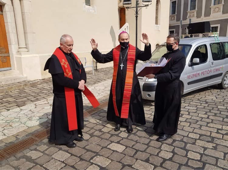 Nagy Károly, apátkanonok és Udvardy György, érsek