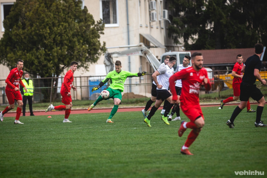 Továbbra is dobogón a VLS! (archív fénykép)