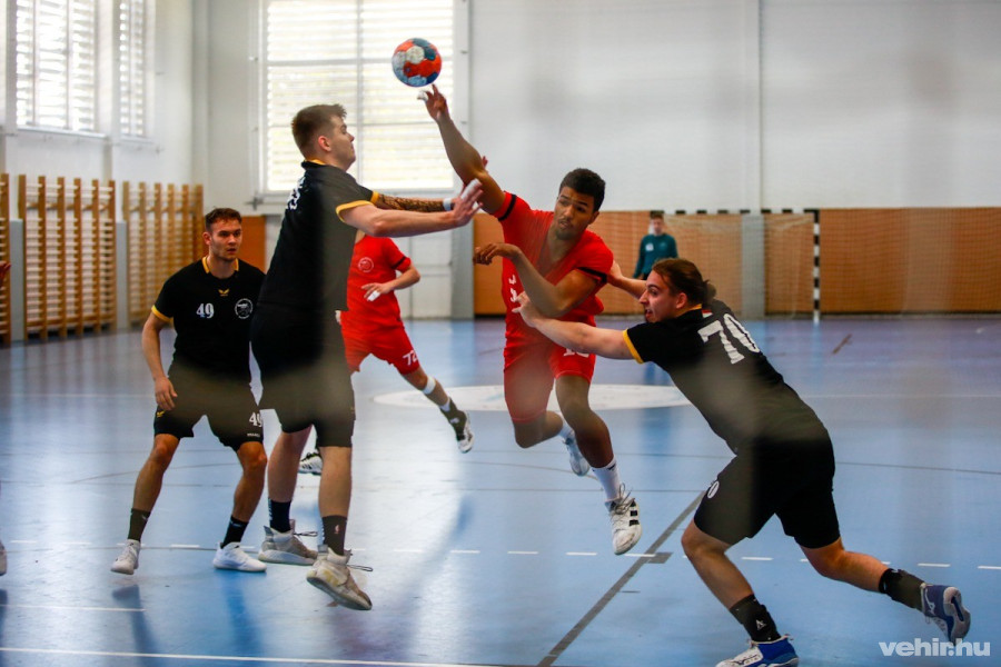 Kiütéssel nyert a BFKA (archív fénykép)