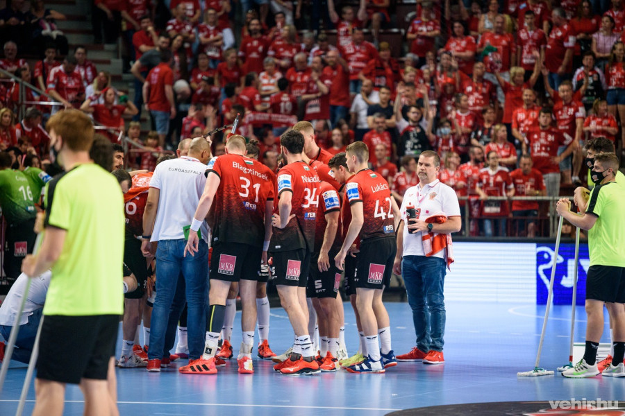 A férfi kézilabda NB I-ben a Veszprémi KKFT-nek és a Telekom Veszprémnek (képünkön) is szurkolhatunk