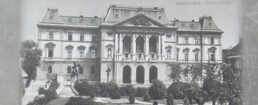 A Megyeháza korabeli felvételen