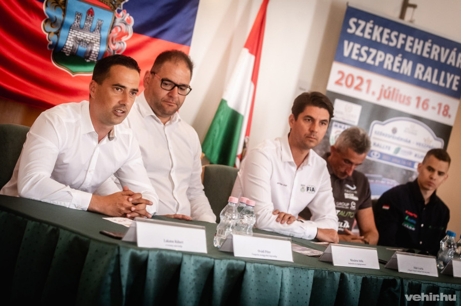 Ovádi Péter (balra) szerint a jó hangulat és az izgalmak július 16. és 18. között is garantáltak lesznek