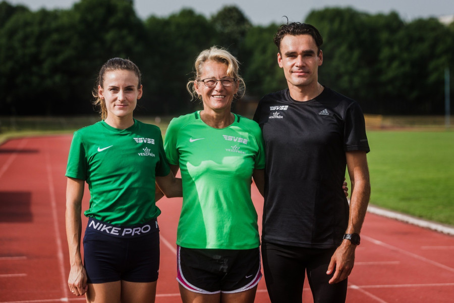 Bartha-Kéri Bianka, Tóthné Stupián Aniko és Szögi István