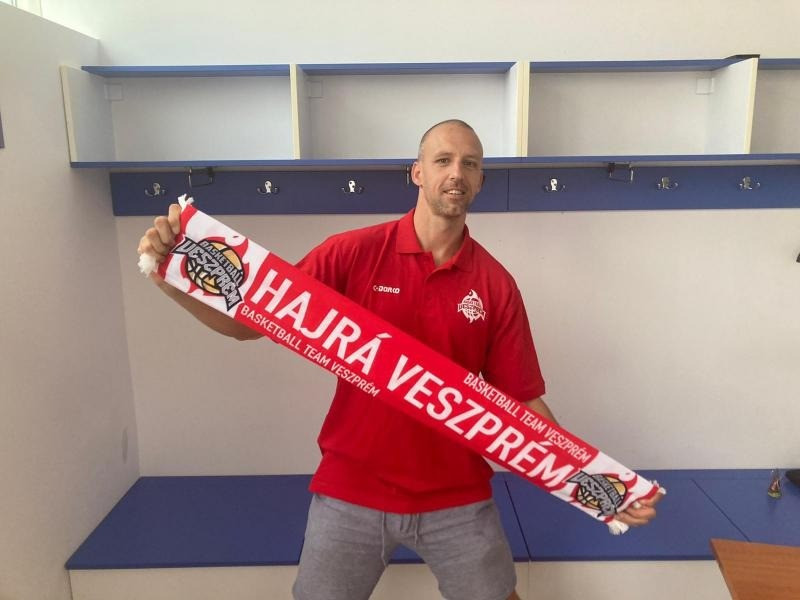 Horváth Ákos Veszprémben - Fotó: veszpremkosar.hu