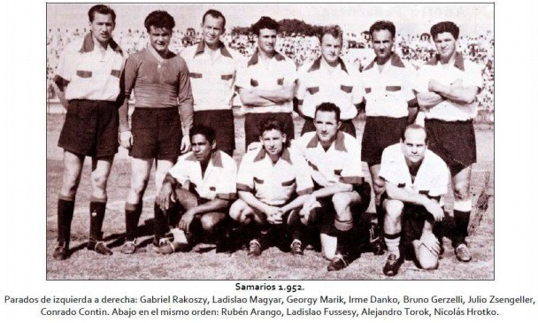 A Deportivo Samarios csapata, köztük több magyar játékossal