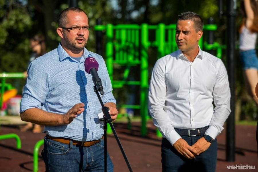 Gyopáros Alpár és Ovádi Péter egy korábbi sajtótájékoztatón közösen