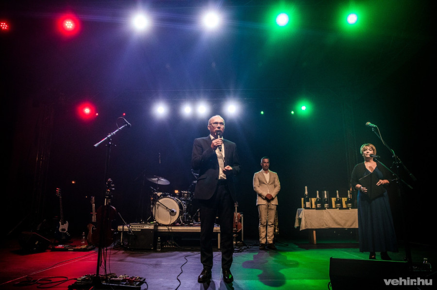 Porga Gyula polgármester (Fidesz-KDNP)