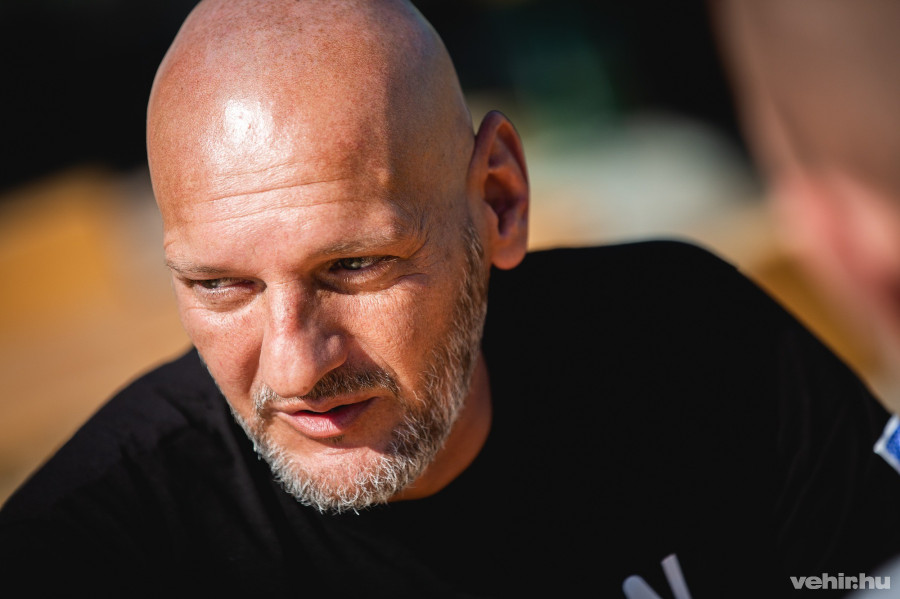 Nagy Róbert, összekötő katona