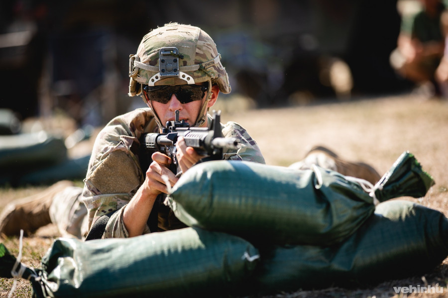 Az amerikai katonák több városi rendezvényen is részt vettek már, ahol járműveiket, fegyvereiket is megmutatták az érdeklődő civileknek