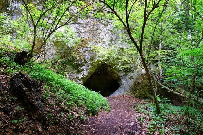 Egykori betyár-búvóhely a Bakonyban