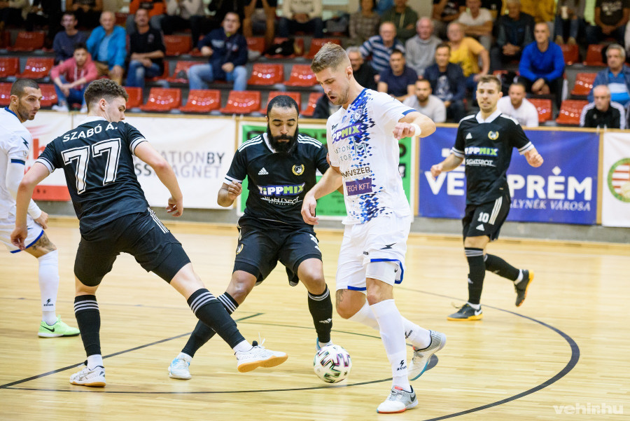 Az utóbbi időben nem sok babér termett a debrecenieknek a Veszprém ellen