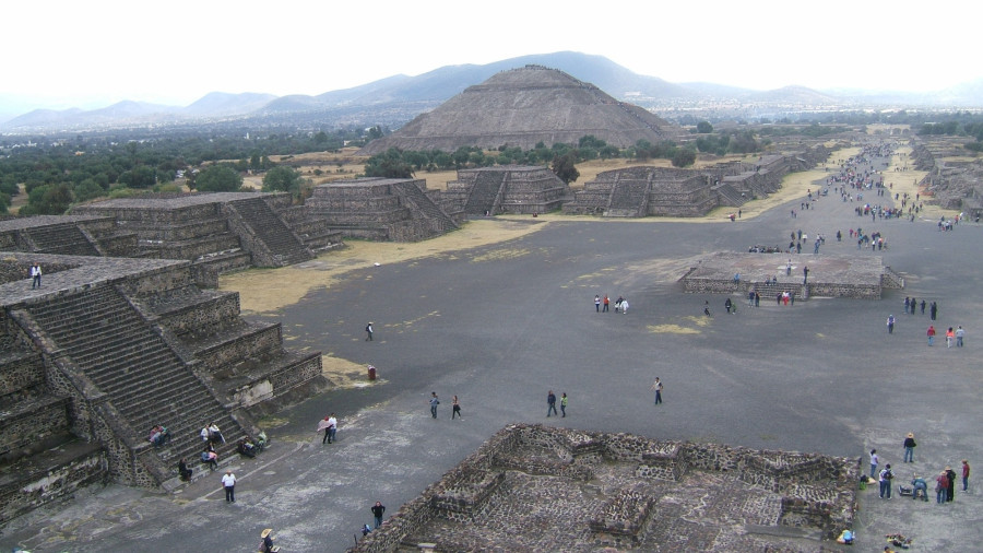 Teotihuacan piramisai