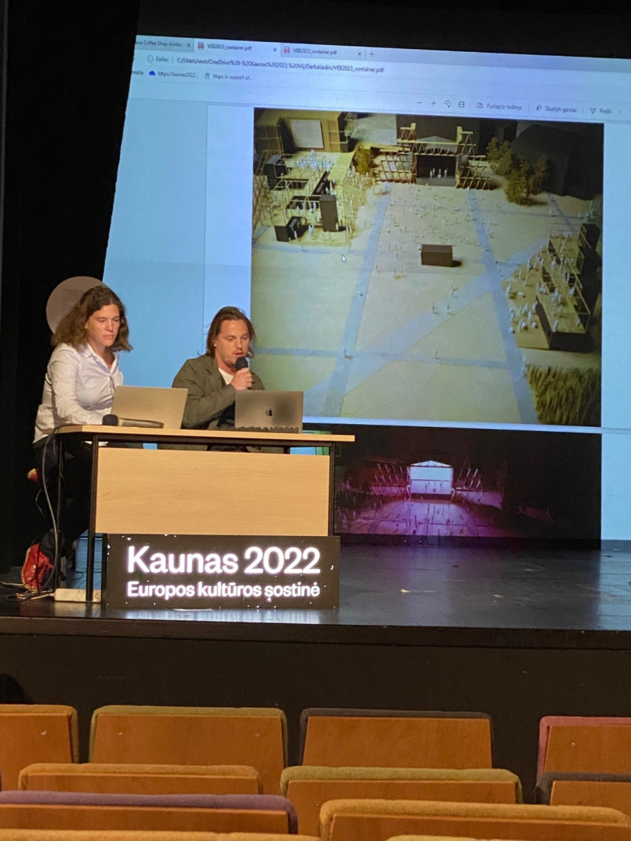 Mike Friderika és Zugschwert Szabolcs előadása, a VEB2023 csapatából