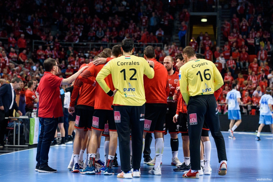 Hozta a kötelezőt a Veszprém (archív fénykép)