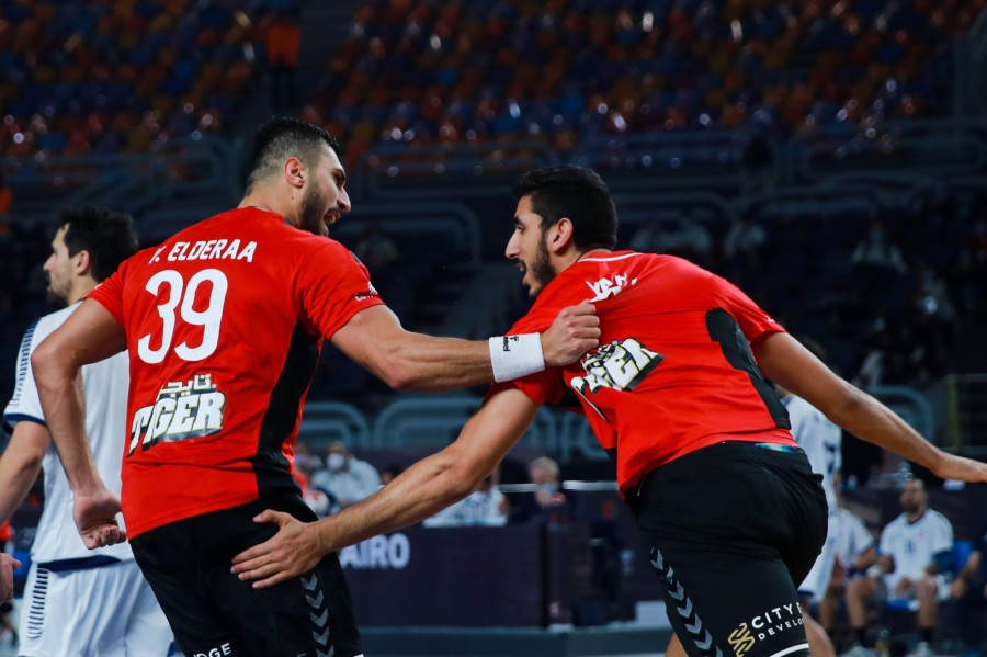 Eldera és Jahja jó barátságot ápolnak (fotó: internet)