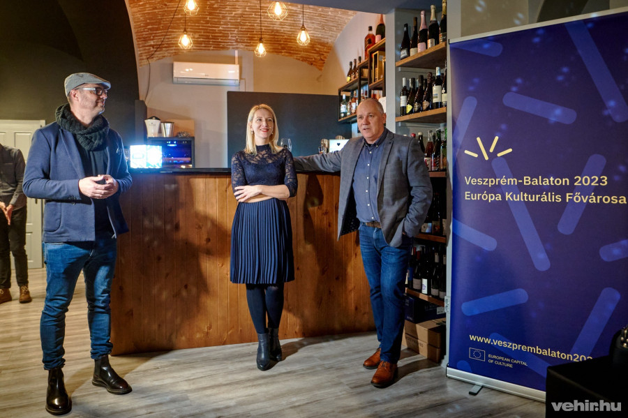 Zsandár Tamás, Markovits Alíz és Mészáros Zoltán