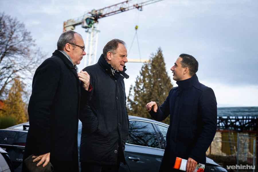 Porga Gyula, Navracsics Tibor és Ovádi Péter