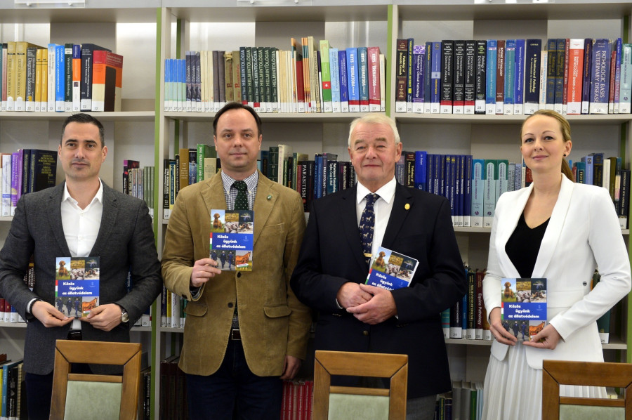 Ovádi Péter, Nyitrai Zsolt, Sótonyi Péter, Vetter Szilvia (Fotó: MTI)