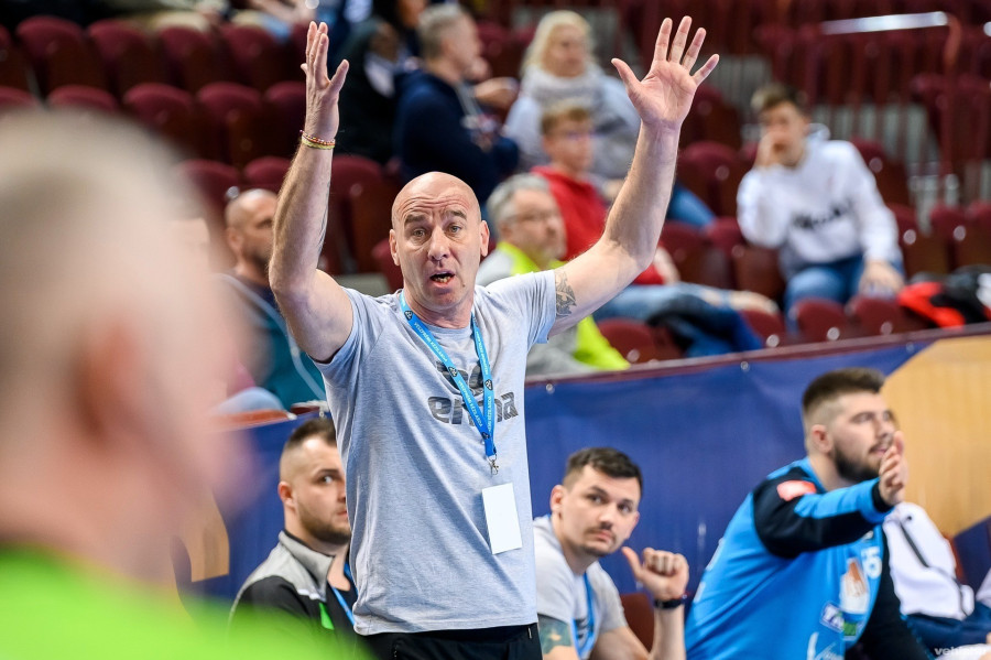 Éles József elutasítja a vádakat (archív fénykép)