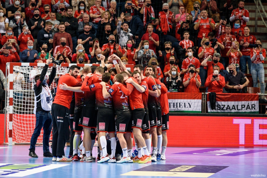 Nyolcgólos előnnyel várhatja  a hazai visszavágót a Veszprém (archív fénykép)