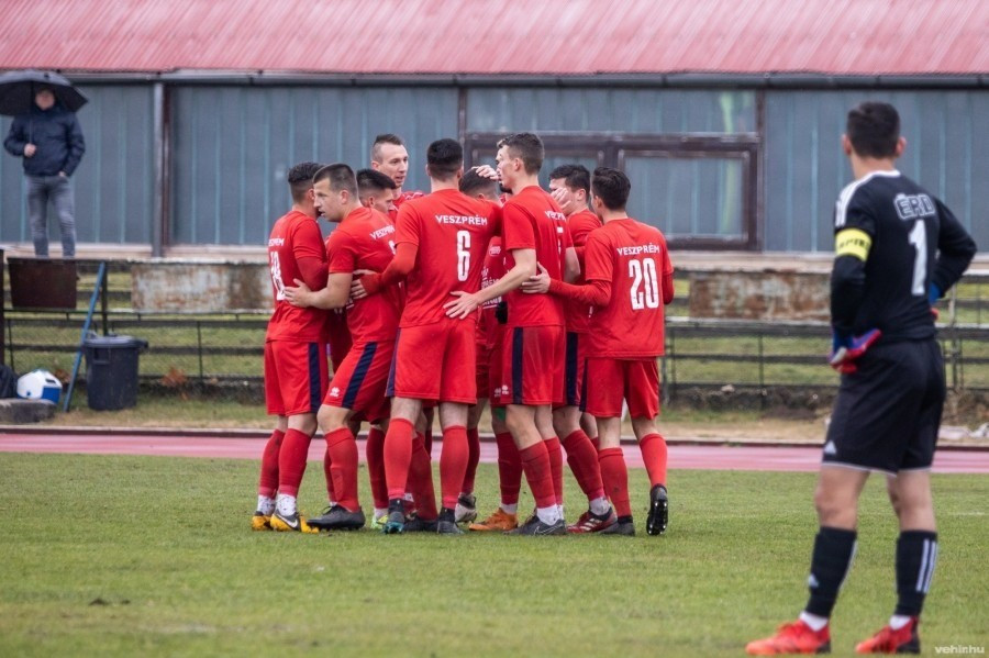 Rangadót nyert a VLS (archív fénykép)