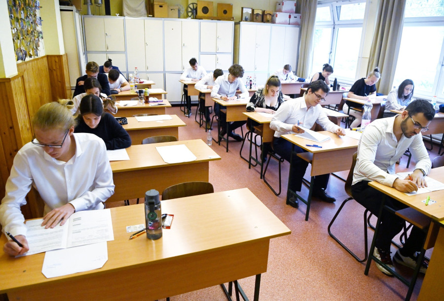 Érettségiző fiatalok 2022-ben. Illusztráció: MTI