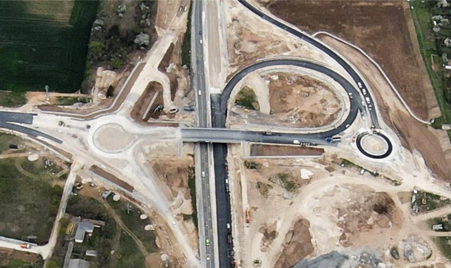 Nyár közepétől használható lesz a füredi csomópont felüljárója (fotó: NIF Zrt.)