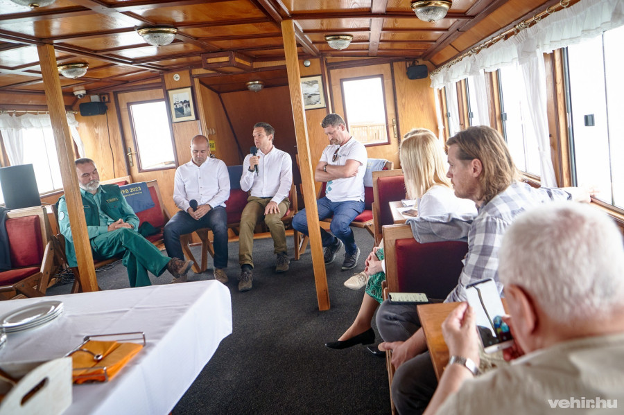 Vers József, Honti Márk, Zlinszky András, Takáts Péter