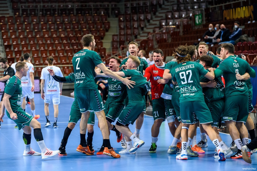 Sótonyi László férficsapatának már két héttel ezelőtt biztosította bennmaradását az NB I-ben (archív fotó)